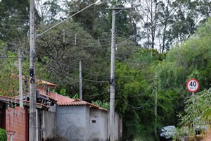 Bairros de Jundiaí recebem iluminação.