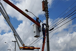 Serviços de Revitalização da Iluminação Pública em fase de conclusão