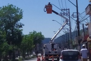 Nova iluminação na Avenida Nações Unidas deve ser entregue até esta sexta