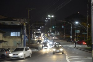 Com investimentos de R$ 140 mil, Rua da Várzea recebe nova iluminação